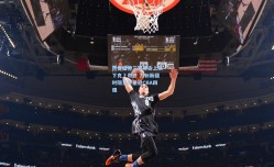 齐鲁雄师三军用命上演下克上奇迹 力斩新疆时隔多年重返CBA四强