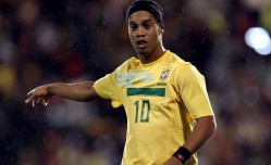 拜仁慕尼黑欧冠出局，弗里克坦言，大巴黎配得上胜利